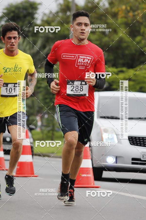 Buy your photos of the eventSantander Track & Field Run Series - Shopping Tambor on Fotop