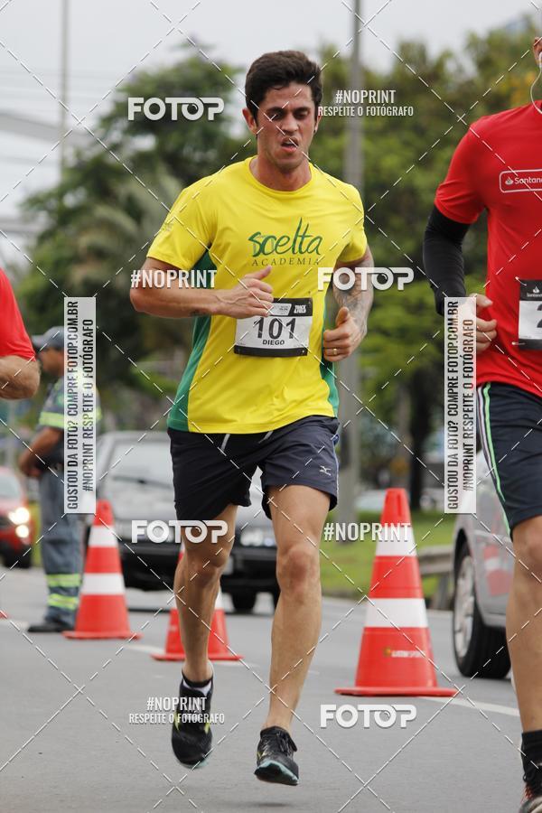 Buy your photos of the eventSantander Track & Field Run Series - Shopping Tambor on Fotop