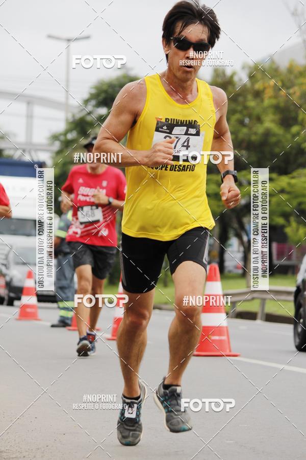 Buy your photos of the eventSantander Track & Field Run Series - Shopping Tambor on Fotop