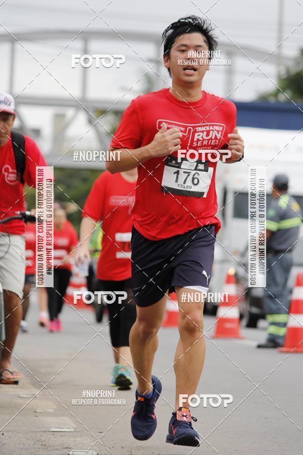 Buy your photos of the eventSantander Track & Field Run Series - Shopping Tambor on Fotop