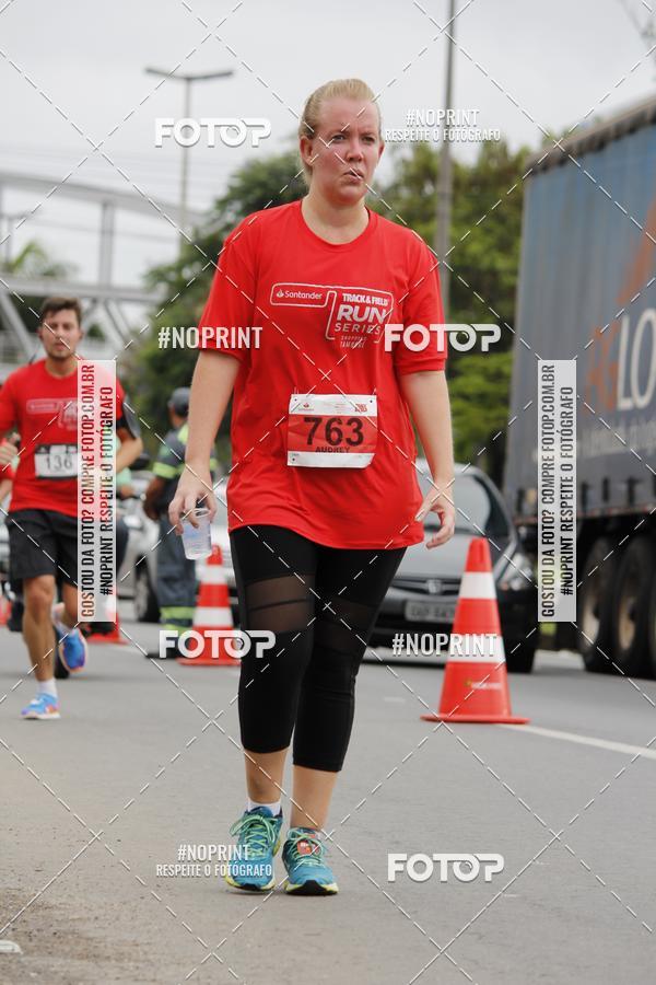 Buy your photos of the eventSantander Track & Field Run Series - Shopping Tambor on Fotop