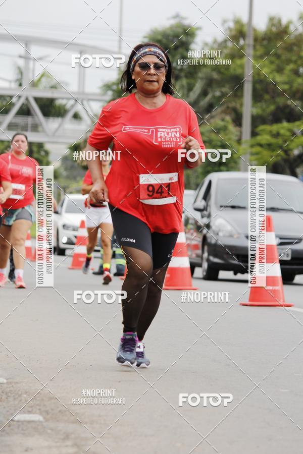 Buy your photos of the eventSantander Track & Field Run Series - Shopping Tambor on Fotop