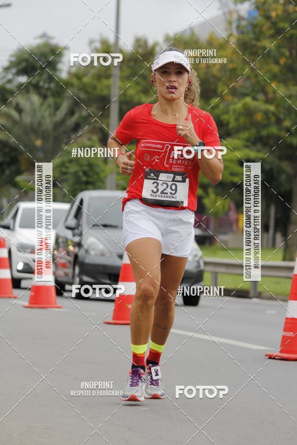 Buy your photos of the eventSantander Track & Field Run Series - Shopping Tambor on Fotop