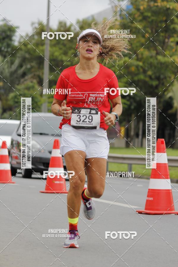 Buy your photos of the eventSantander Track & Field Run Series - Shopping Tambor on Fotop