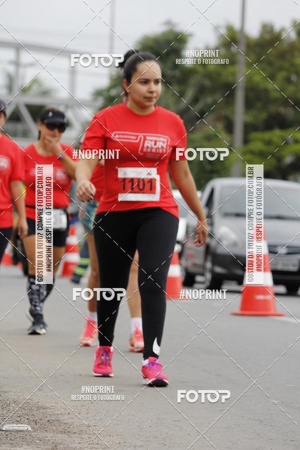 Buy your photos of the eventSantander Track & Field Run Series - Shopping Tambor on Fotop