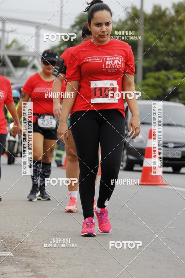 Buy your photos of the eventSantander Track & Field Run Series - Shopping Tambor on Fotop