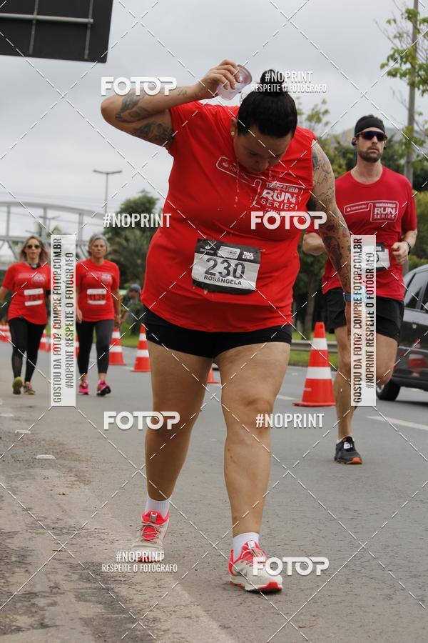 Buy your photos of the eventSantander Track & Field Run Series - Shopping Tambor on Fotop