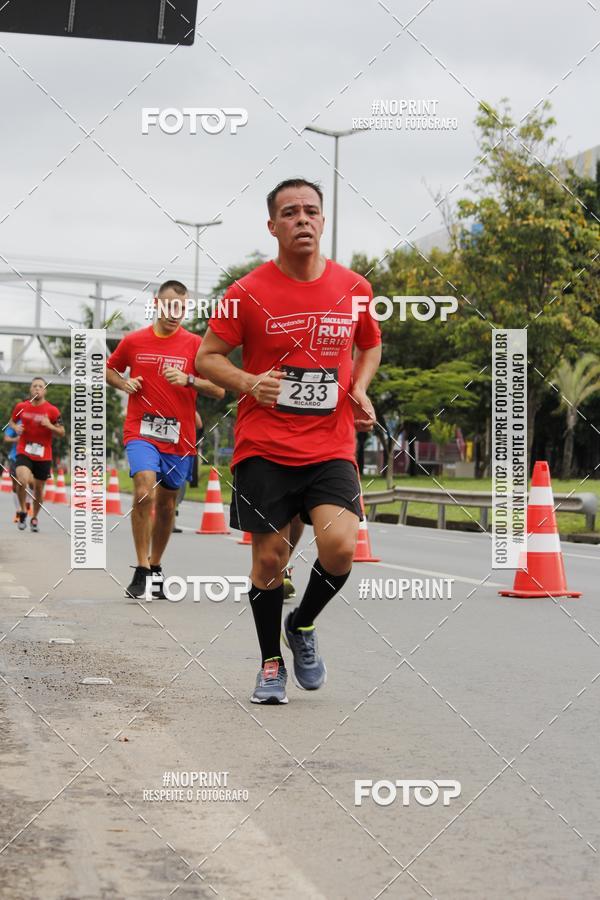 Buy your photos of the eventSantander Track & Field Run Series - Shopping Tambor on Fotop