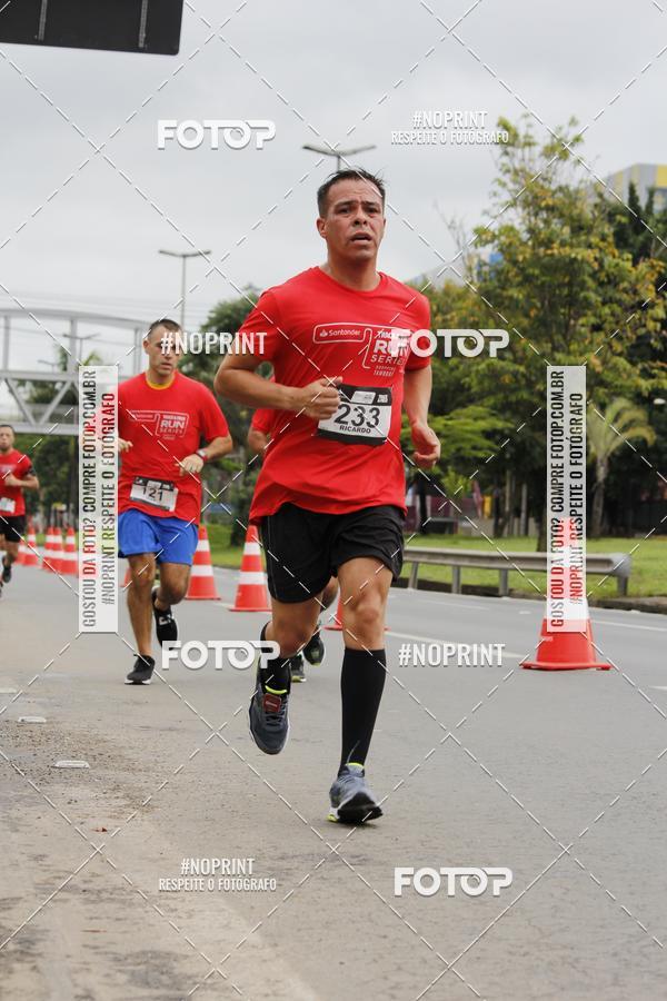 Buy your photos of the eventSantander Track & Field Run Series - Shopping Tambor on Fotop