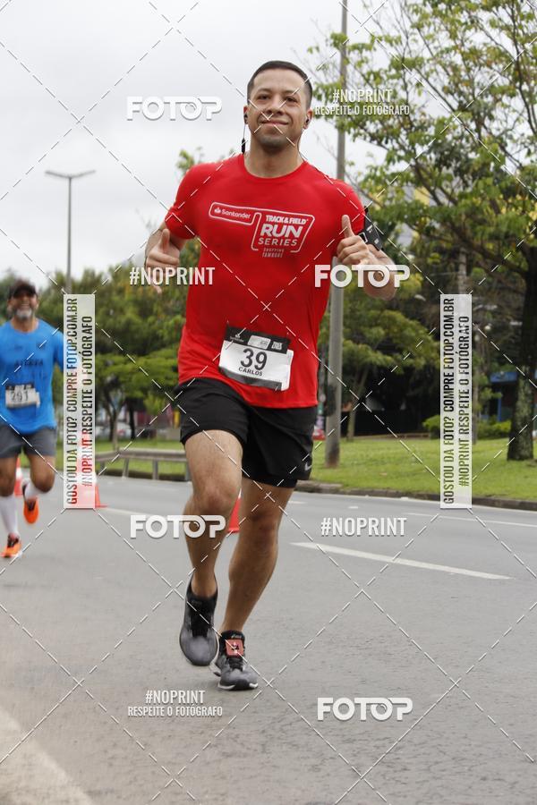 Buy your photos of the eventSantander Track & Field Run Series - Shopping Tambor on Fotop