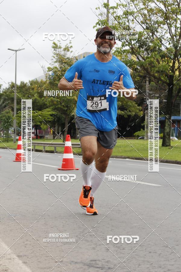 Buy your photos of the eventSantander Track & Field Run Series - Shopping Tambor on Fotop