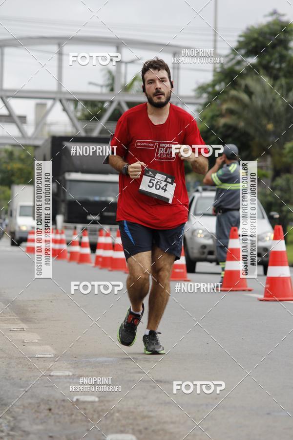 Buy your photos of the eventSantander Track & Field Run Series - Shopping Tambor on Fotop