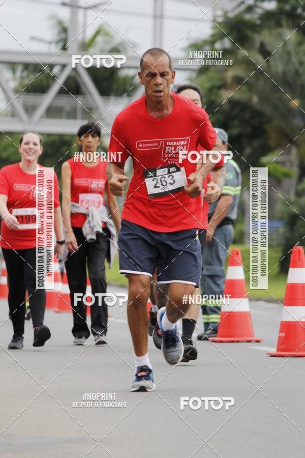 Buy your photos of the eventSantander Track & Field Run Series - Shopping Tambor on Fotop