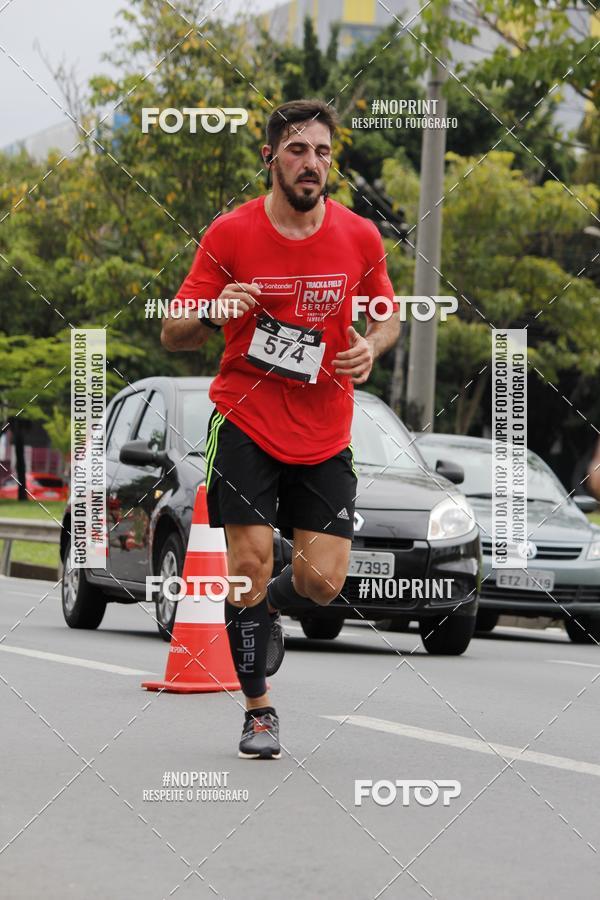 Buy your photos of the eventSantander Track & Field Run Series - Shopping Tambor on Fotop