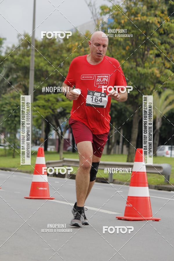 Buy your photos of the eventSantander Track & Field Run Series - Shopping Tambor on Fotop
