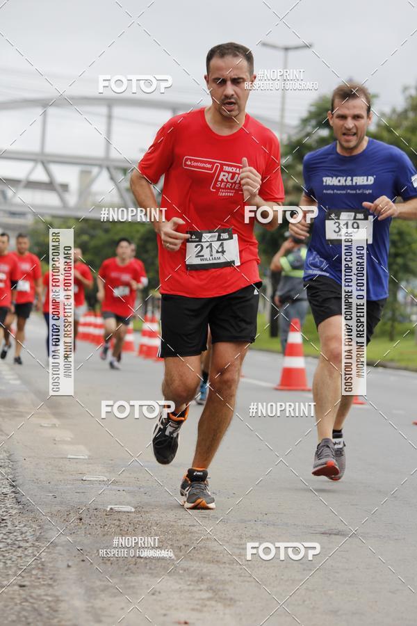 Buy your photos of the eventSantander Track & Field Run Series - Shopping Tambor on Fotop