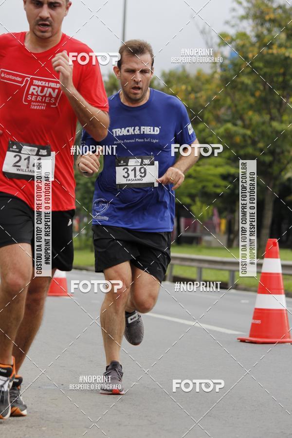 Buy your photos of the eventSantander Track & Field Run Series - Shopping Tambor on Fotop