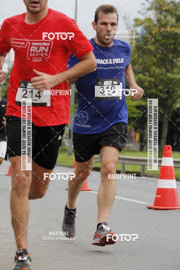Buy your photos of the eventSantander Track & Field Run Series - Shopping Tambor on Fotop