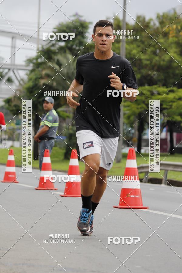 Buy your photos of the eventSantander Track & Field Run Series - Shopping Tambor on Fotop