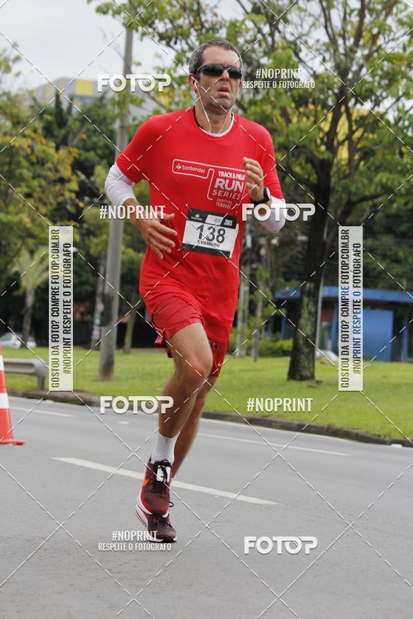 Buy your photos of the eventSantander Track & Field Run Series - Shopping Tambor on Fotop