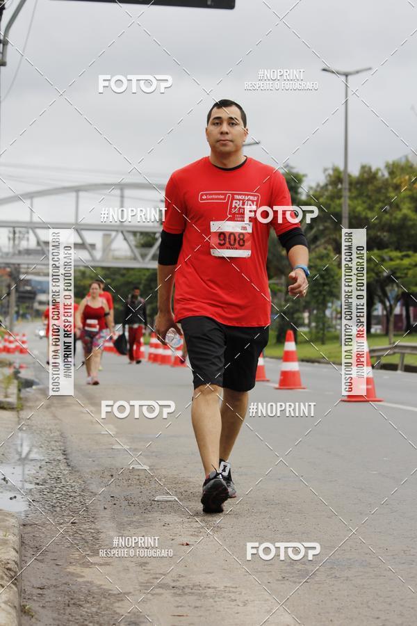 Buy your photos of the eventSantander Track & Field Run Series - Shopping Tambor on Fotop