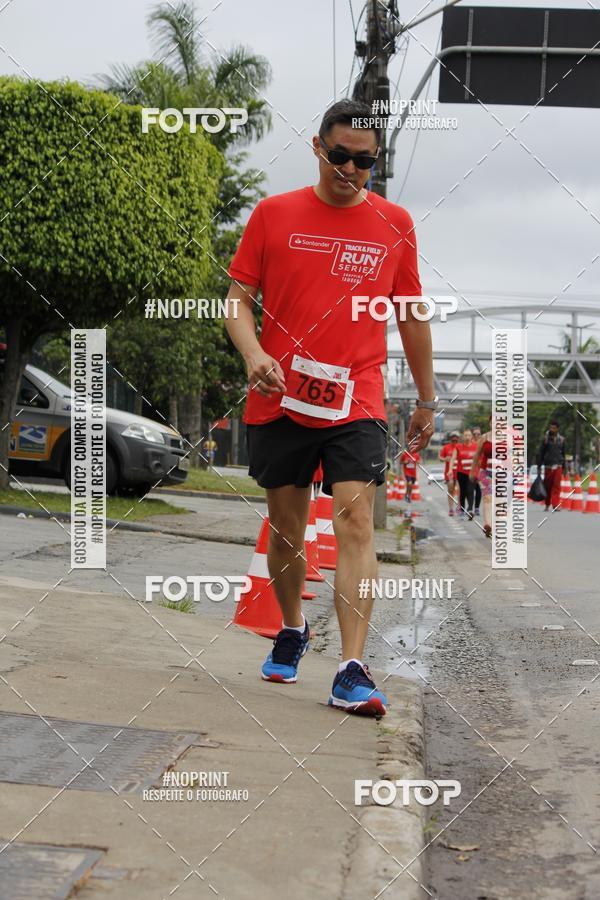 Buy your photos of the eventSantander Track & Field Run Series - Shopping Tambor on Fotop