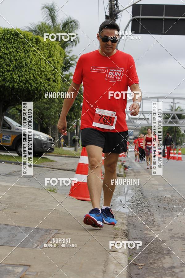 Buy your photos of the eventSantander Track & Field Run Series - Shopping Tambor on Fotop