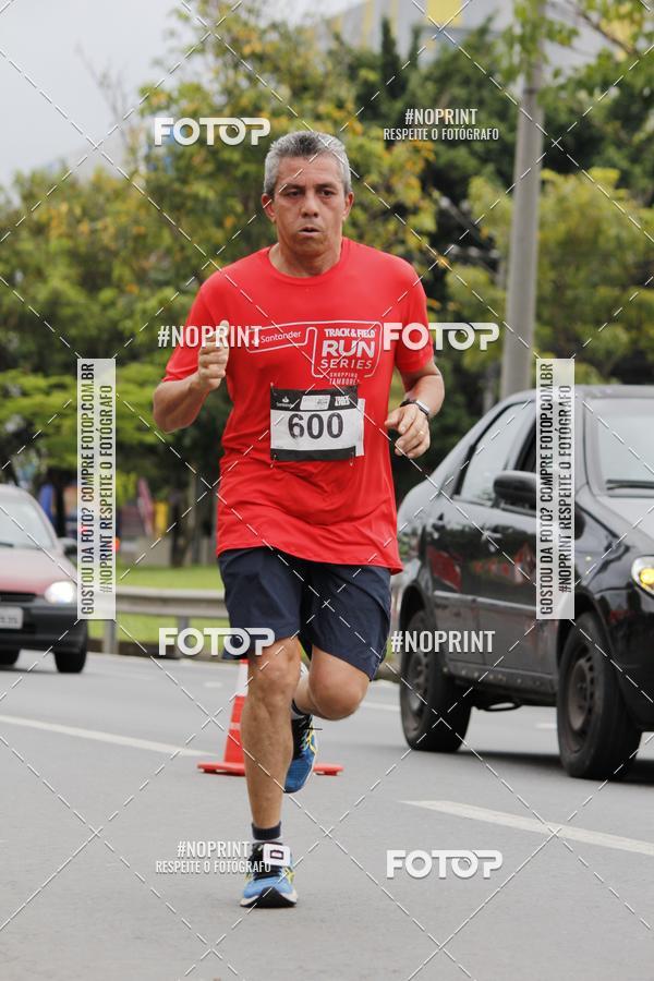 Buy your photos of the eventSantander Track & Field Run Series - Shopping Tambor on Fotop