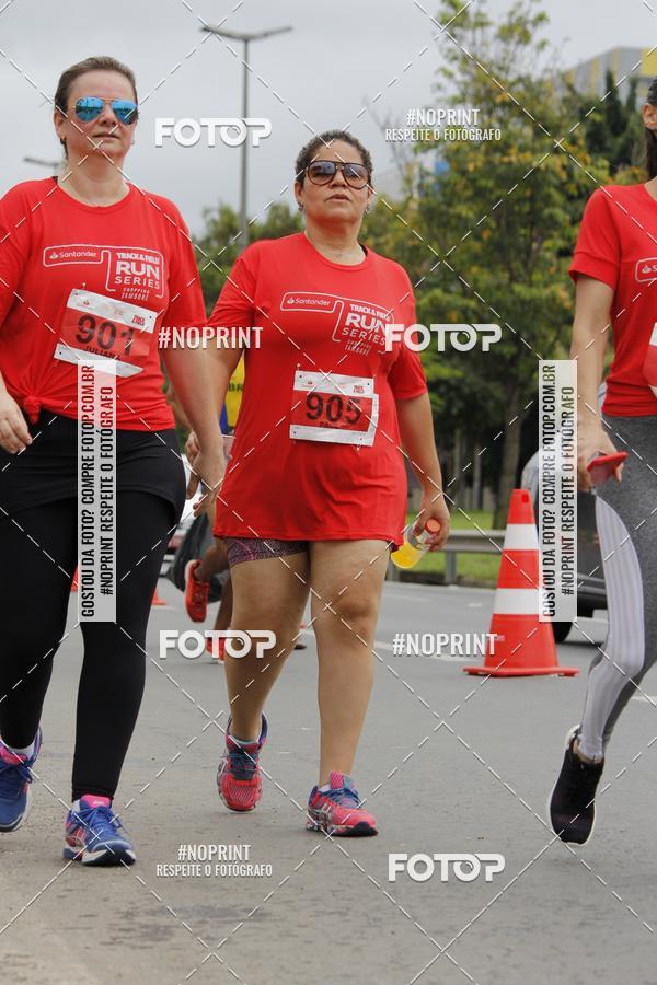 Buy your photos of the eventSantander Track & Field Run Series - Shopping Tambor on Fotop