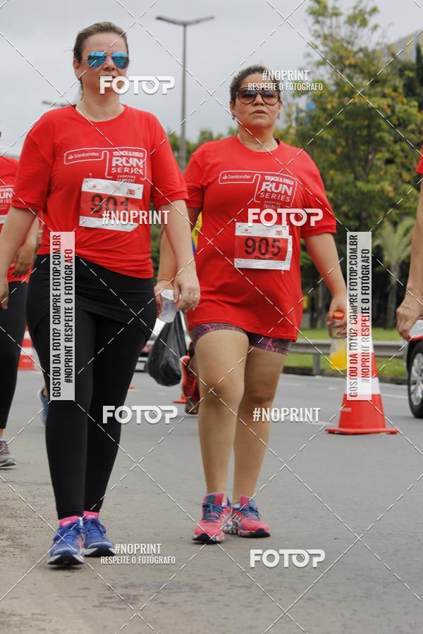 Buy your photos of the eventSantander Track & Field Run Series - Shopping Tambor on Fotop
