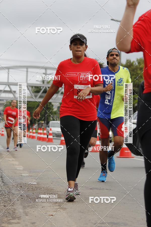 Buy your photos of the eventSantander Track & Field Run Series - Shopping Tambor on Fotop