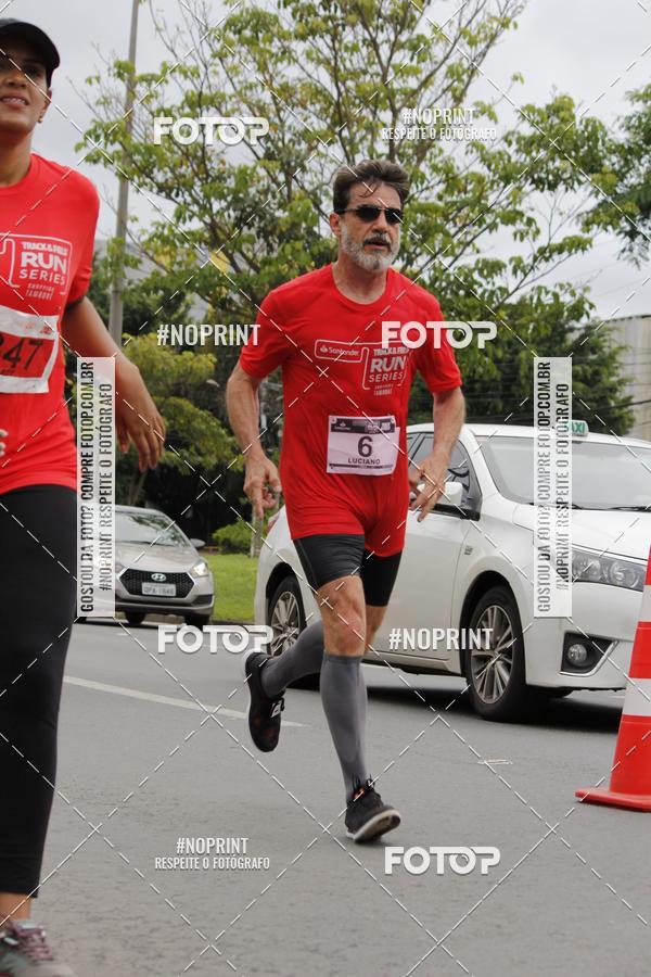Buy your photos of the eventSantander Track & Field Run Series - Shopping Tambor on Fotop