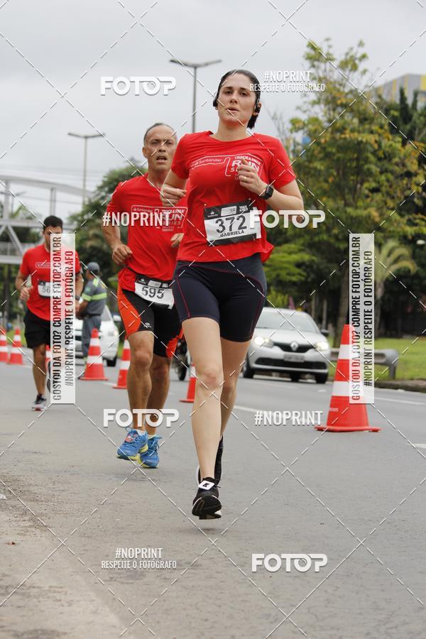 Buy your photos of the eventSantander Track & Field Run Series - Shopping Tambor on Fotop