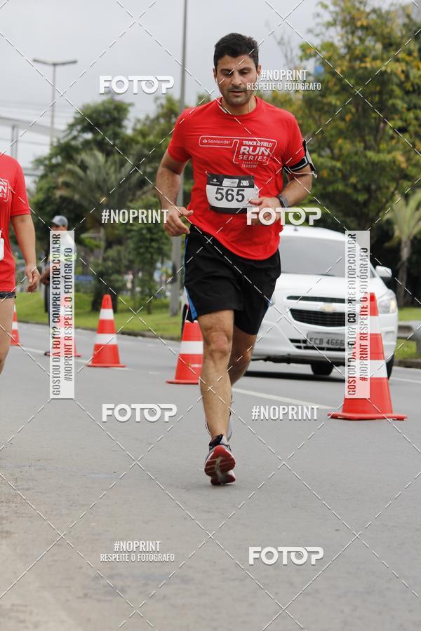 Buy your photos of the eventSantander Track & Field Run Series - Shopping Tambor on Fotop