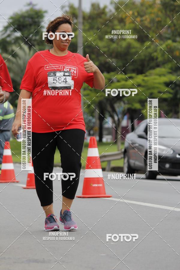 Buy your photos of the eventSantander Track & Field Run Series - Shopping Tambor on Fotop