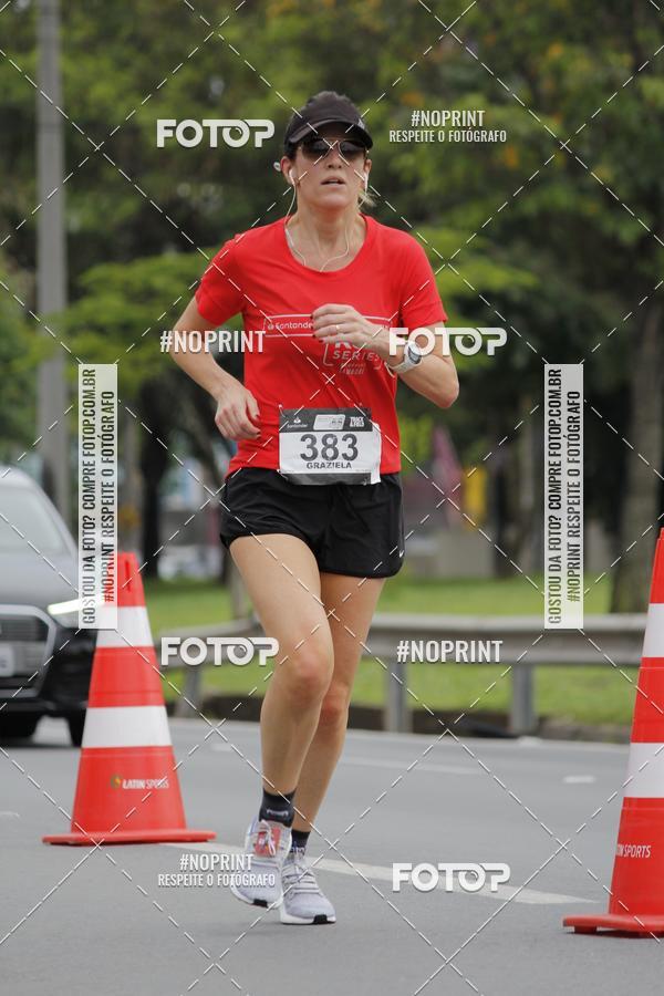 Buy your photos of the eventSantander Track & Field Run Series - Shopping Tambor on Fotop