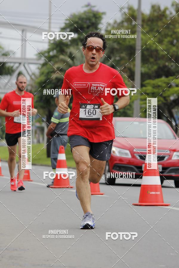 Buy your photos of the eventSantander Track & Field Run Series - Shopping Tambor on Fotop