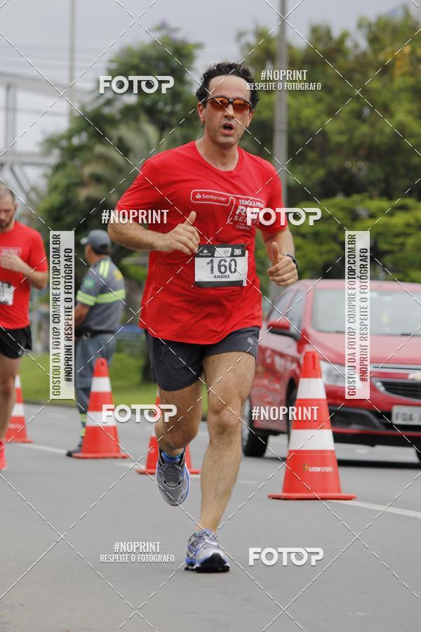 Buy your photos of the eventSantander Track & Field Run Series - Shopping Tambor on Fotop