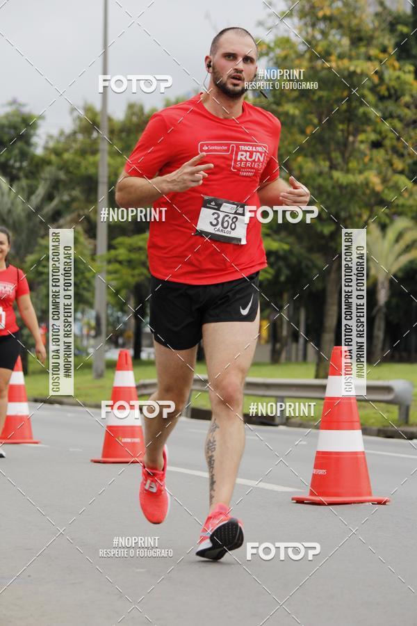 Buy your photos of the eventSantander Track & Field Run Series - Shopping Tambor on Fotop