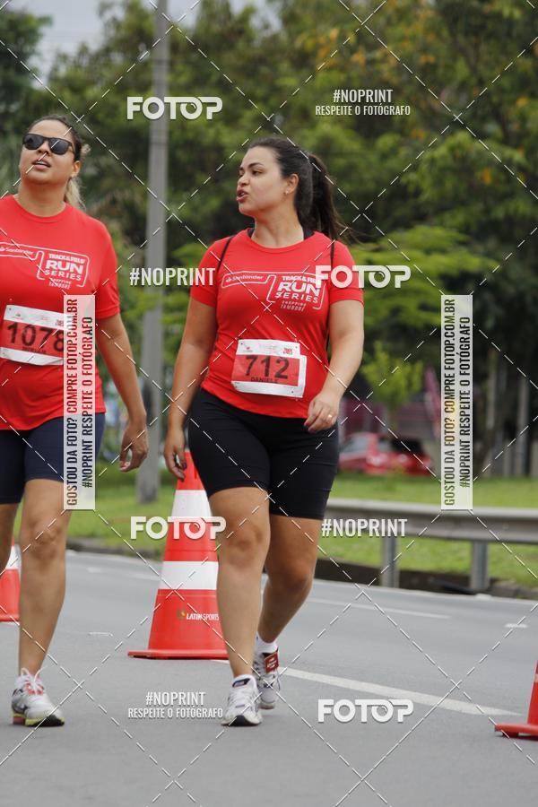 Buy your photos of the eventSantander Track & Field Run Series - Shopping Tambor on Fotop