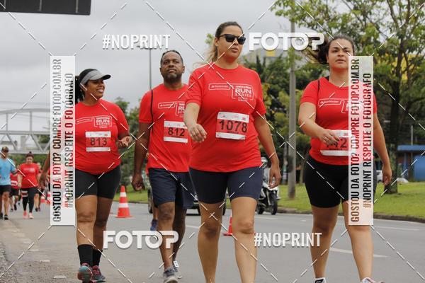 Buy your photos of the eventSantander Track & Field Run Series - Shopping Tambor on Fotop