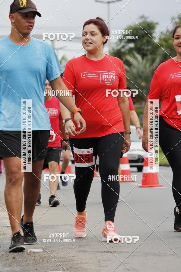 Buy your photos of the eventSantander Track & Field Run Series - Shopping Tambor on Fotop