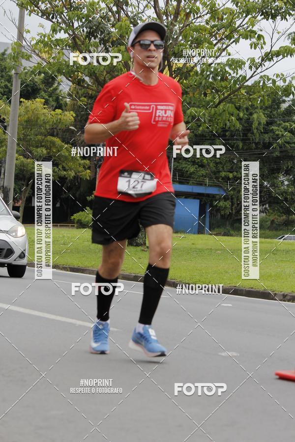 Buy your photos of the eventSantander Track & Field Run Series - Shopping Tambor on Fotop