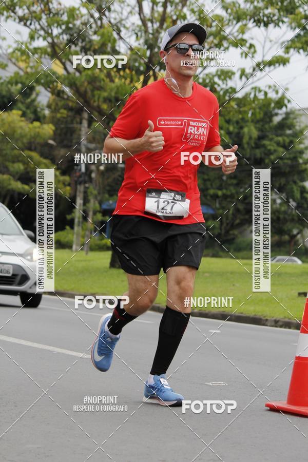 Buy your photos of the eventSantander Track & Field Run Series - Shopping Tambor on Fotop