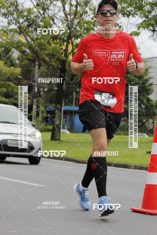 Buy your photos of the eventSantander Track & Field Run Series - Shopping Tambor on Fotop