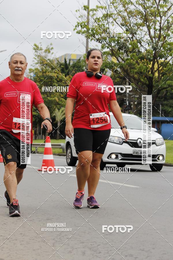 Buy your photos of the eventSantander Track & Field Run Series - Shopping Tambor on Fotop