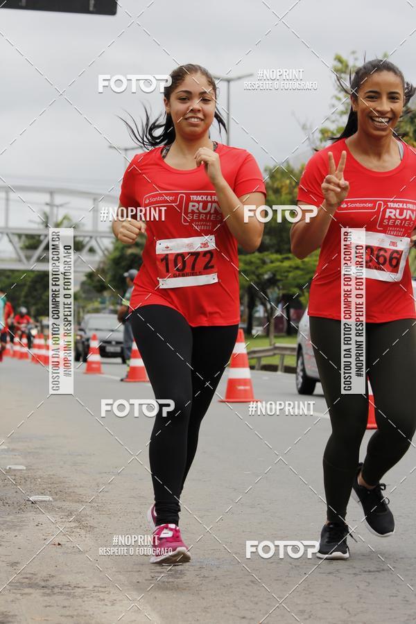 Buy your photos of the eventSantander Track & Field Run Series - Shopping Tambor on Fotop