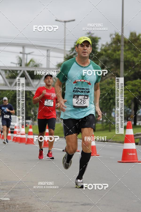 Buy your photos of the eventSantander Track & Field Run Series - Shopping Tambor on Fotop