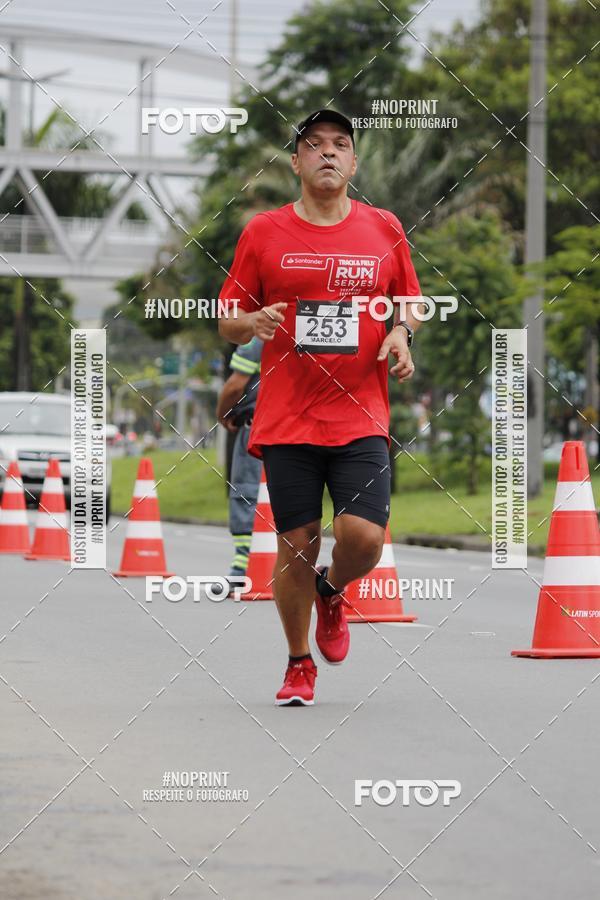 Buy your photos of the eventSantander Track & Field Run Series - Shopping Tambor on Fotop