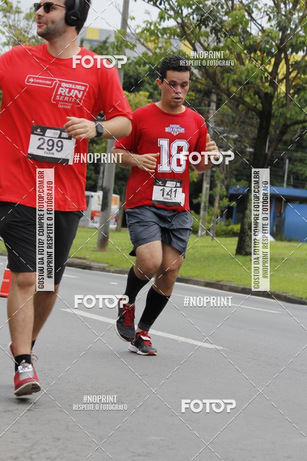 Buy your photos of the eventSantander Track & Field Run Series - Shopping Tambor on Fotop